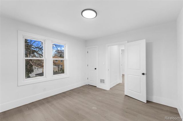 7722 Miller Road, Dearborn, MI 48126