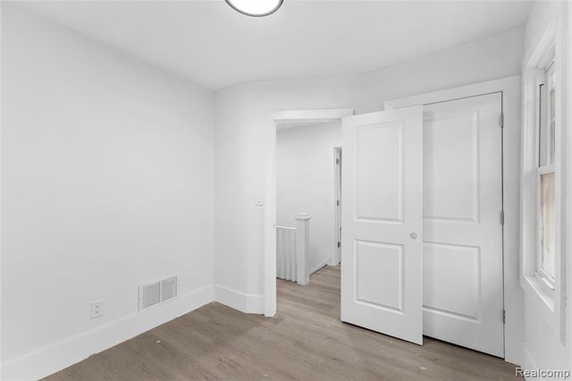 7722 Miller Road, Dearborn, MI 48126