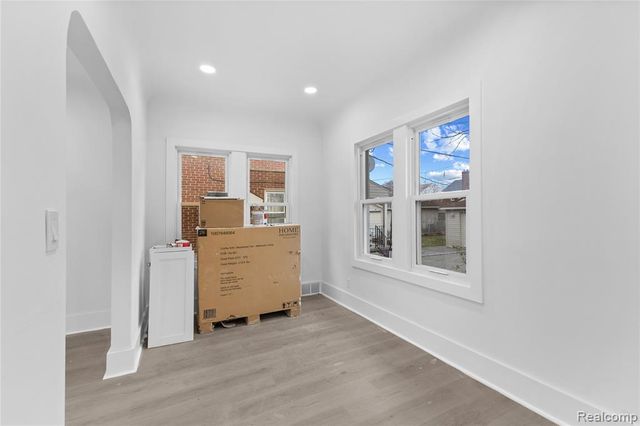 7722 Miller Road, Dearborn, MI 48126