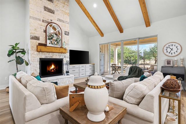 500 Yellow Senna PL, Liberty Hill, TX 78642