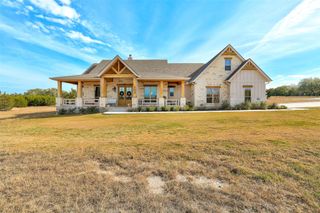 500 Yellow Senna PL, Liberty Hill, TX 78642