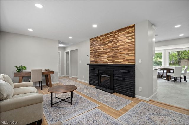 26553 Hilliard Boulevard, Westlake, OH 44145
