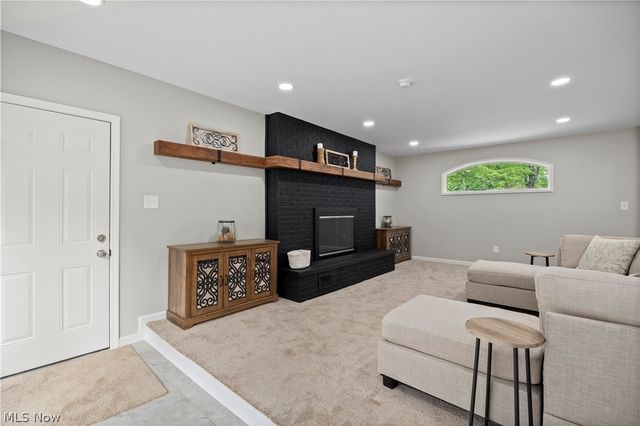 26553 Hilliard Boulevard, Westlake, OH 44145