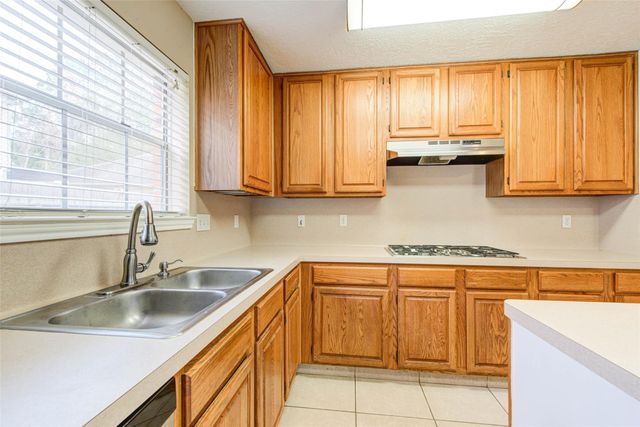 518 Ellingham Drive, Katy, TX 77450