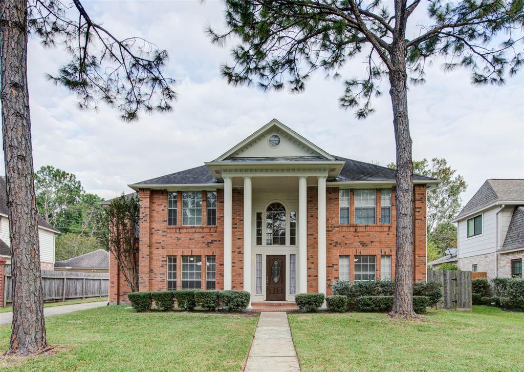 518 Ellingham Drive, Katy, TX 77450