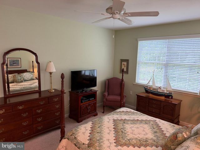 90 ERNST CT, Mays Landing, NJ 08330