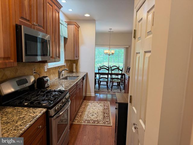90 ERNST CT, Mays Landing, NJ 08330