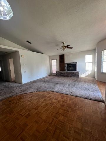 618 Carpenter, Roseville, CA 95678