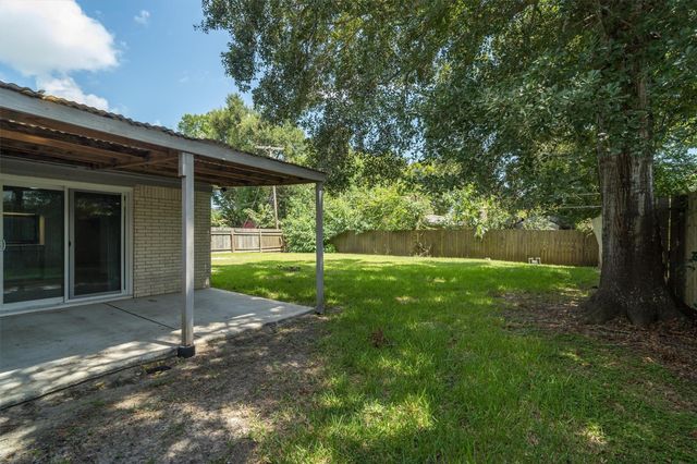 9405 Vicksburg Avenue, Texas City, TX 77591