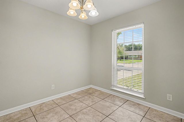 9405 Vicksburg Avenue, Texas City, TX 77591