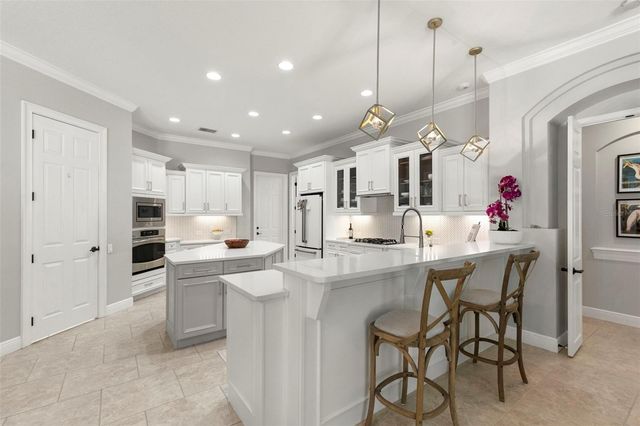5717 TERNWATER PLACE, Lithia, FL 33547