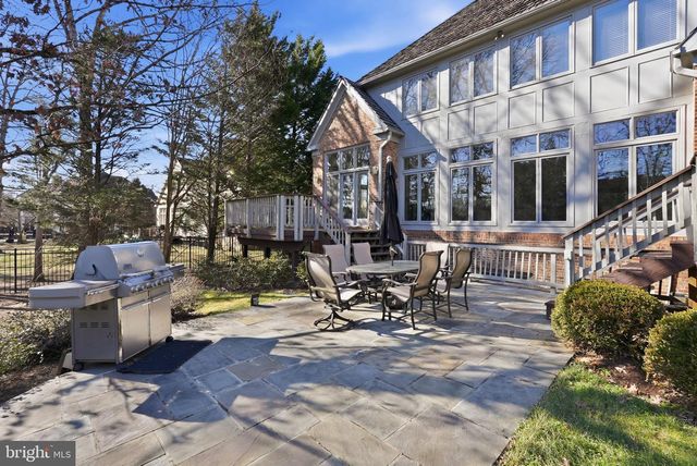 9860 AVENEL FARM, Potomac, MD 20854