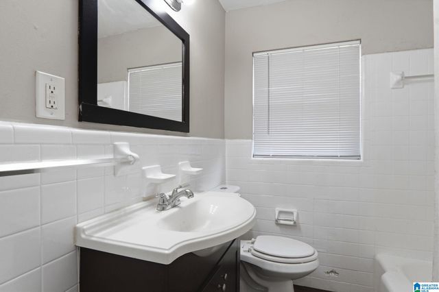 103 HIGHLAND AVENUE, Bessemer, AL 35023