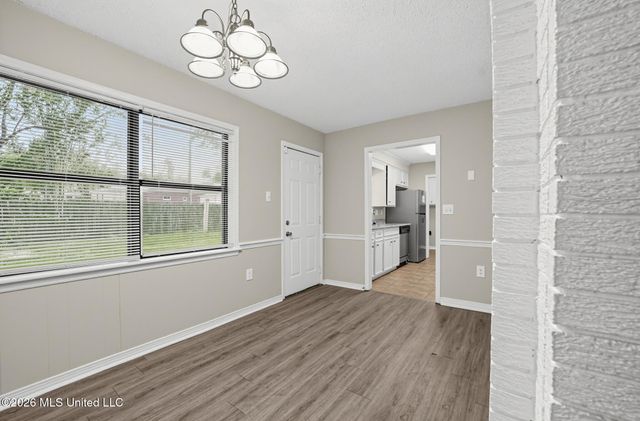 2046 Beechwood Boulevard, Pearl, MS 39208