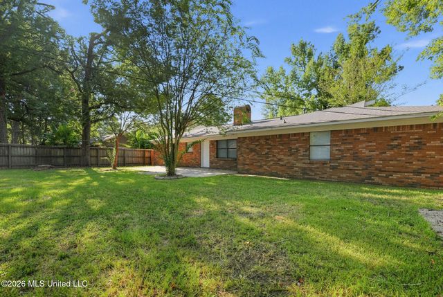 2046 Beechwood Boulevard, Pearl, MS 39208