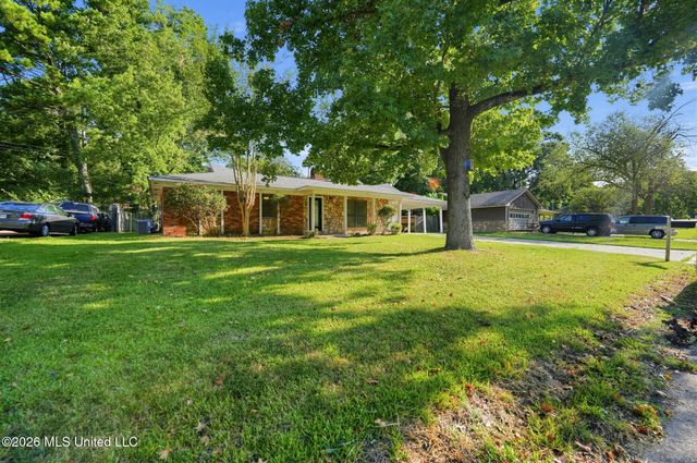 2046 Beechwood Boulevard, Pearl, MS 39208