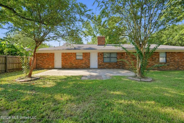 2046 Beechwood Boulevard, Pearl, MS 39208