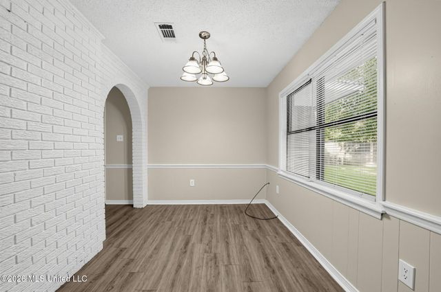 2046 Beechwood Boulevard, Pearl, MS 39208