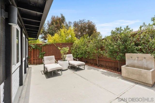 725 Teaberry St, Encinitas, CA 92024