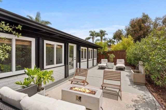 725 Teaberry St, Encinitas, CA 92024