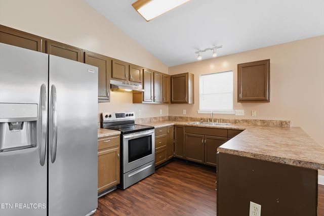 505 W Inskip Drive, Knoxville, TN 37912