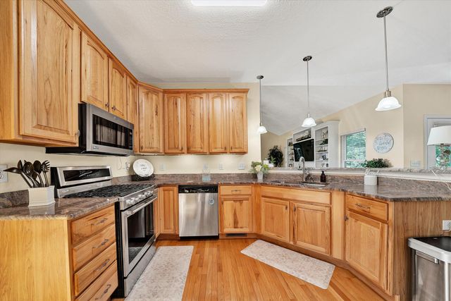137 SHANLEYS LOOP, Ferrum, VA 24088