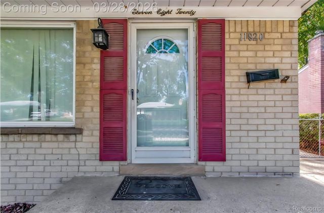 11820 Harold Street, Warren, MI 48089