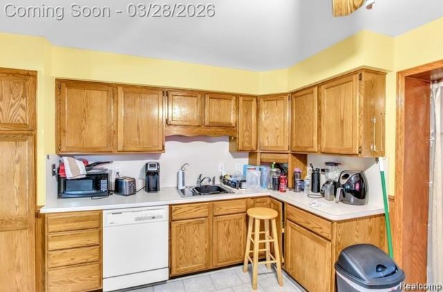 11820 Harold Street, Warren, MI 48089