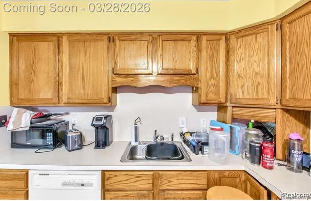 11820 Harold Street, Warren, MI 48089