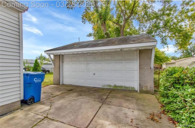 11820 Harold Street, Warren, MI 48089