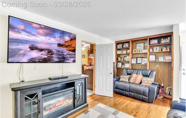 11820 Harold Street, Warren, MI 48089