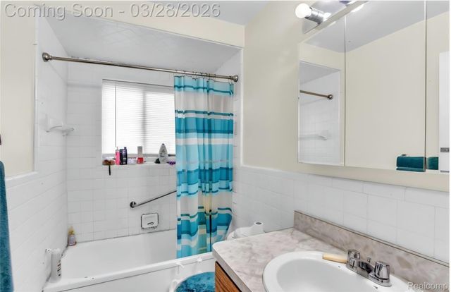 11820 Harold Street, Warren, MI 48089