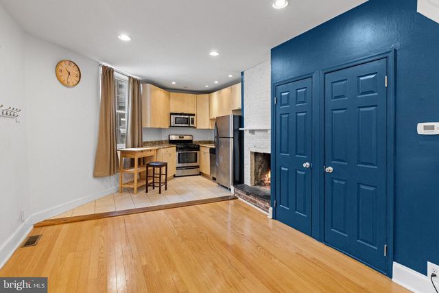 2714 SOUTH ST, Philadelphia, PA 19146