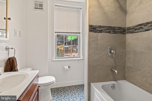 2714 SOUTH ST, Philadelphia, PA 19146