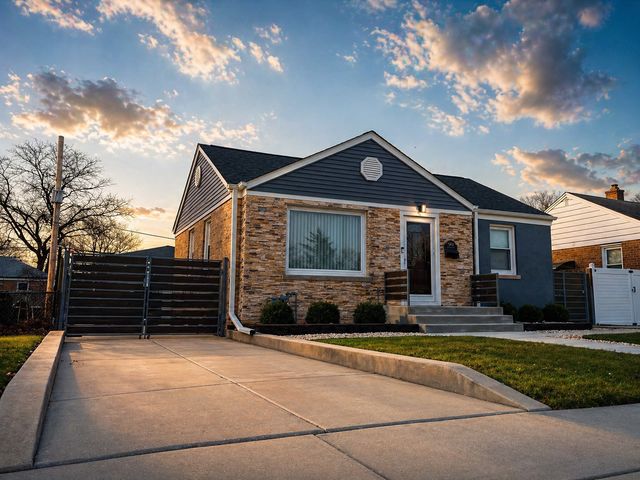 9611 Reeves Court, Franklin Park, IL 60131