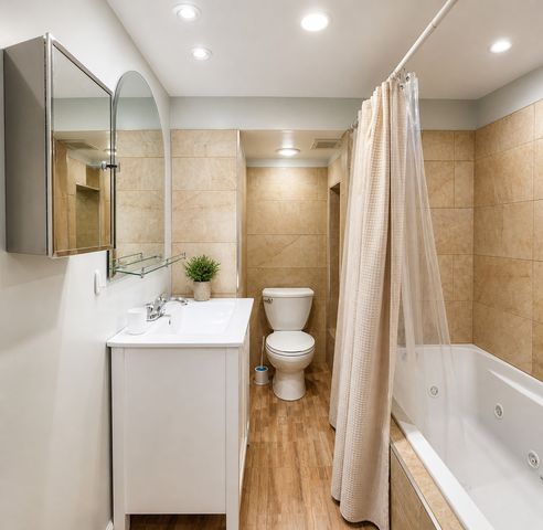 9611 Reeves Court, Franklin Park, IL 60131