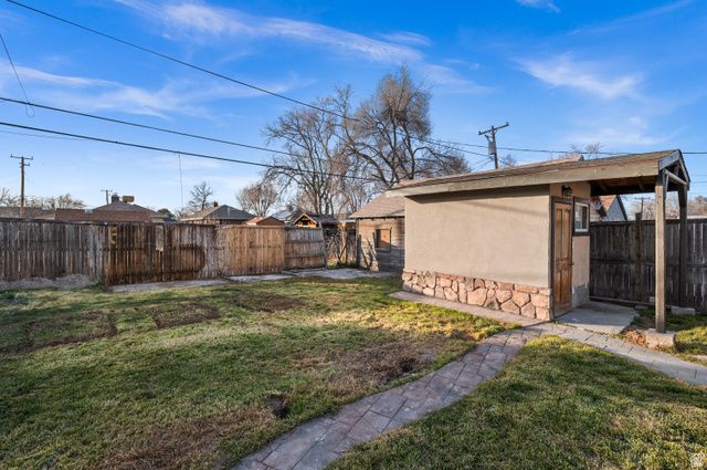 417 N 1000 W, Salt Lake City, UT 84116