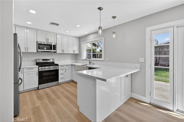 629 S Yorba, Orange, CA 92869