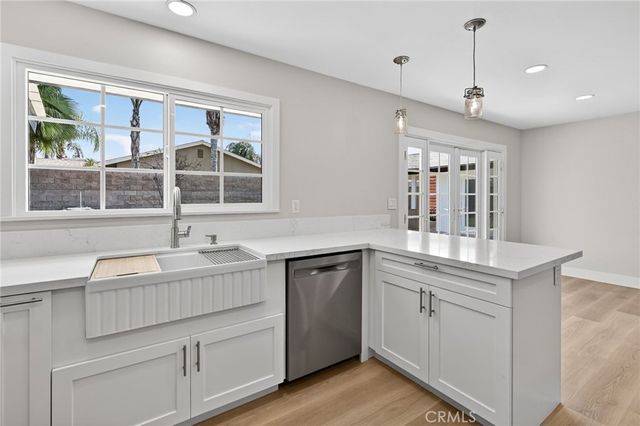 629 S Yorba, Orange, CA 92869