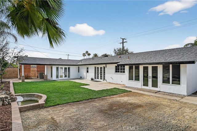 629 S Yorba, Orange, CA 92869