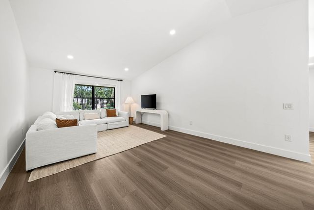 13105 Belhaven Court 15, Wellington, FL 33414