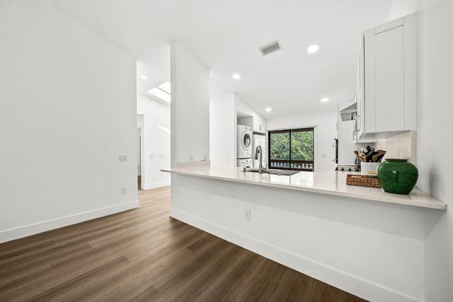 13105 Belhaven Court 15, Wellington, FL 33414