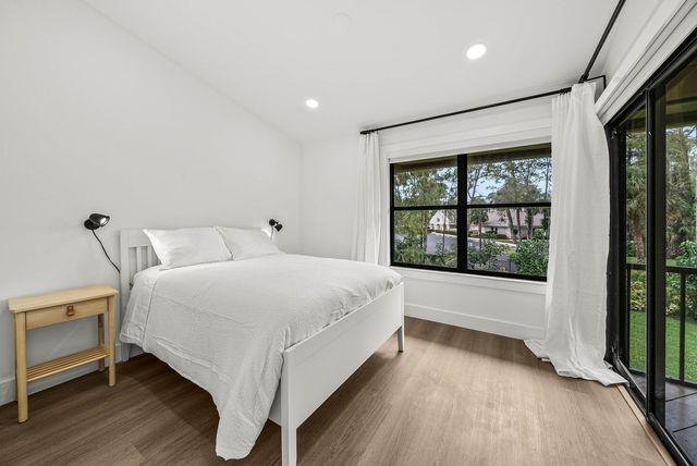 13105 Belhaven Court 15, Wellington, FL 33414