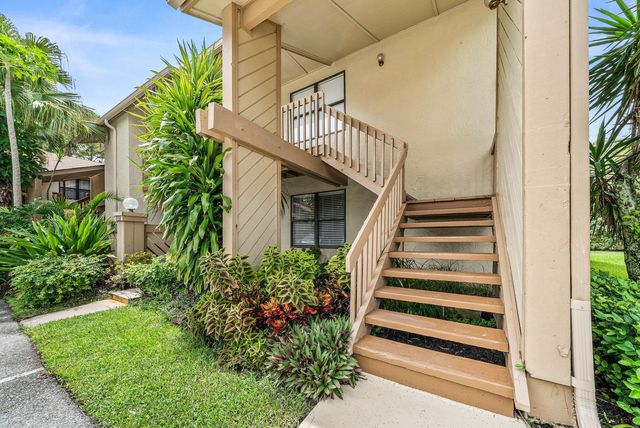 13105 Belhaven Court 15, Wellington, FL 33414