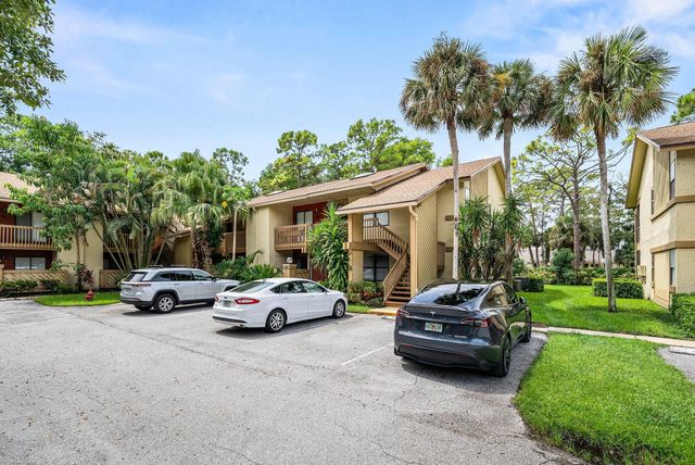 13105 Belhaven Court 15, Wellington, FL 33414