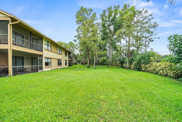 13105 Belhaven Court 15, Wellington, FL 33414