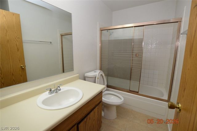 3555 Arville Street 102B, Las Vegas, NV 89103