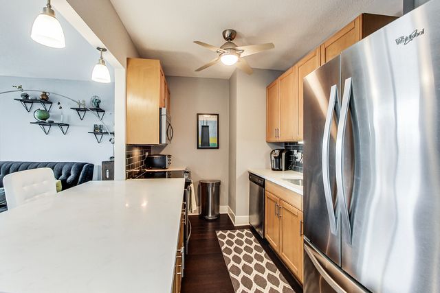 400 N LaSalle Drive 4012, Chicago, IL 60654