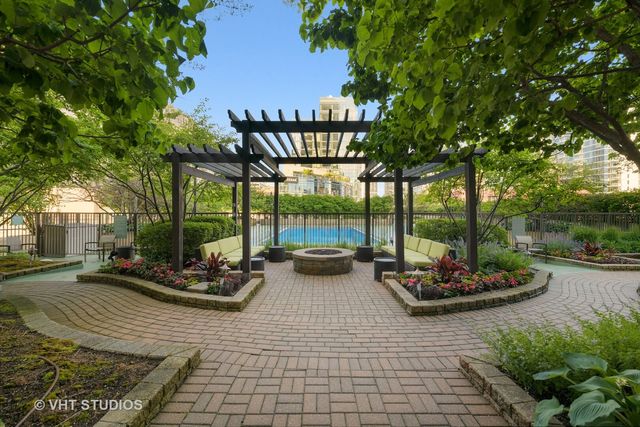 400 N LaSalle Drive 4012, Chicago, IL 60654