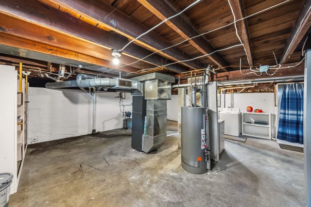 425 N 9th Street, Adel, IA 50003